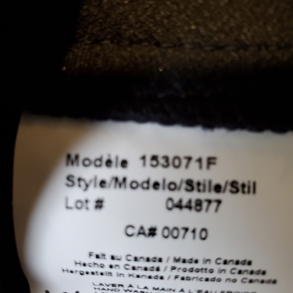 Stretchy navy skirt - Picture 3 of 3